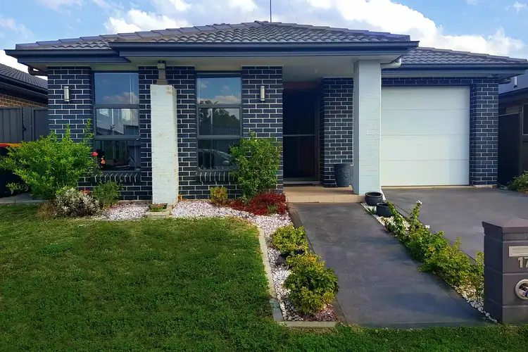17 Daylesford Close, Ropes Crossing NSW 2760