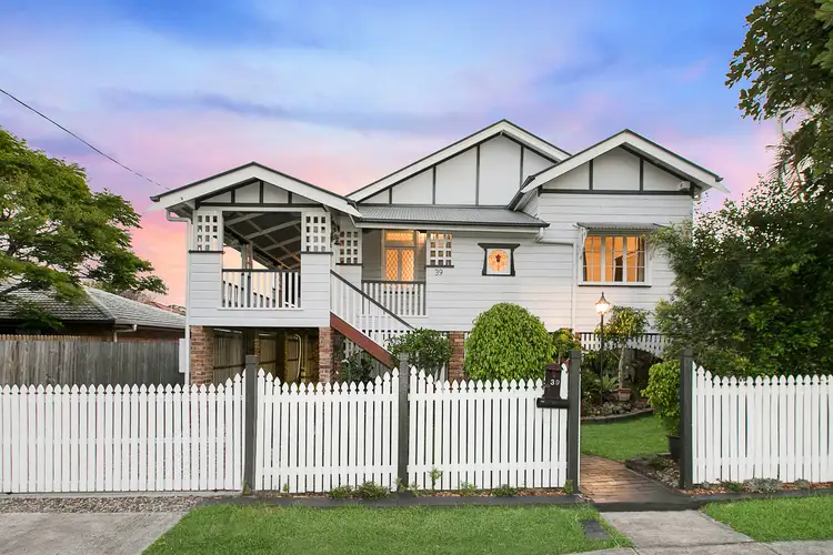 39 Wellington Street, Wooloowin QLD 4030