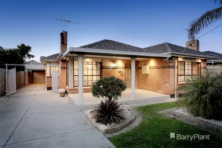 86 South Street, Hadfield VIC 3046