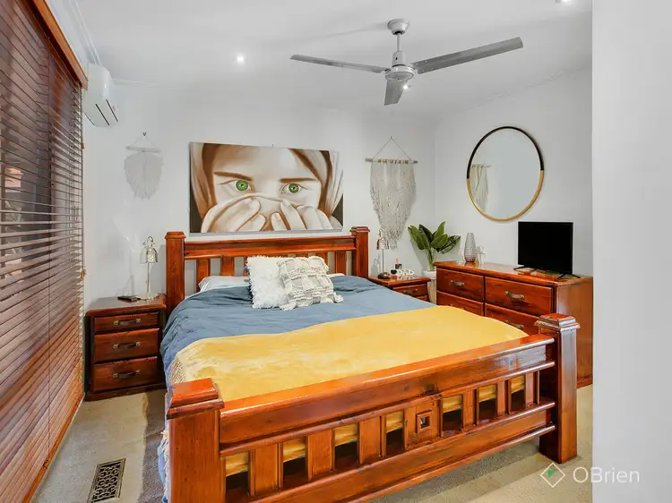 Sixth view of Homely house listing, 10 Kate Court, Langwarrin VIC 3910
