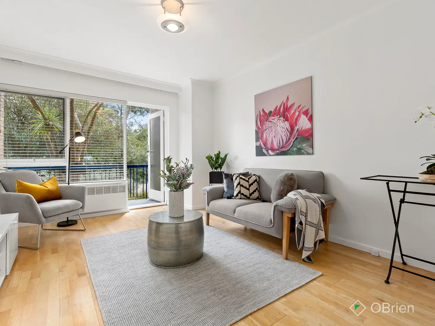 Main view of Homely apartment listing, 2/10 Commercial Road, Mentone VIC 3194