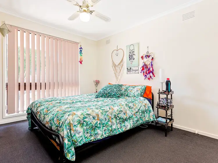 Sixth view of Homely unit listing, 2/14 Minogue Crescent, Hoppers Crossing VIC 3029