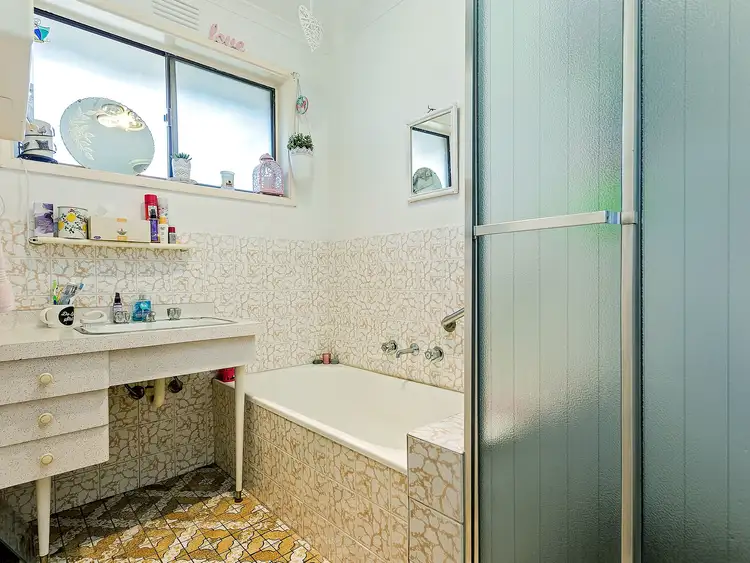 Seventh view of Homely unit listing, 2/14 Minogue Crescent, Hoppers Crossing VIC 3029