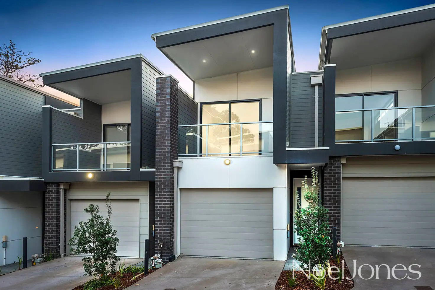 Main view of Homely townhouse listing, 9 Zephyr Close, Ringwood VIC 3134