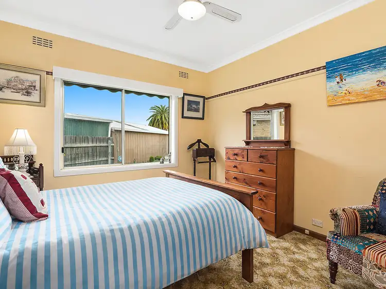 Fifth view of Homely house listing, 4 Perry Court, Herne Hill VIC 3218