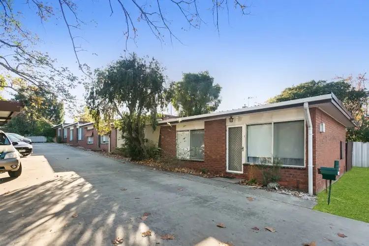 1 - 5/11 Townsend Street, Kennington VIC 3550