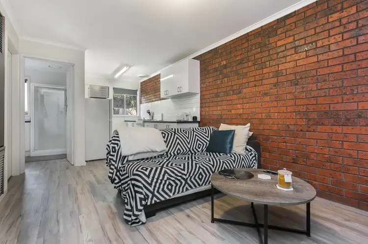 Fourth view of Homely block of units listing, 1 - 5/11 Townsend Street, Kennington VIC 3550