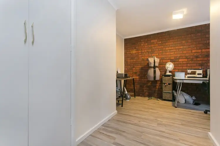 Sixth view of Homely block of units listing, 1 - 5/11 Townsend Street, Kennington VIC 3550