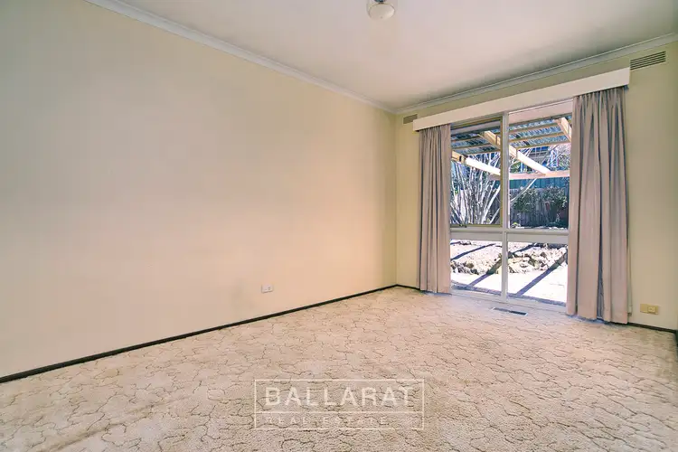 Fifth view of Homely house listing, 8 Grandison Avenue, Mount Clear VIC 3350
