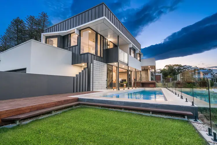 83 Garrick Street, Coolangatta QLD 4225
