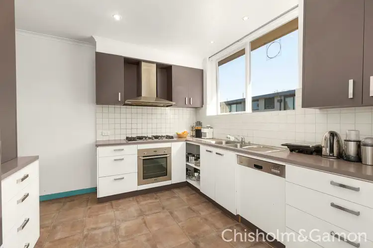 7/15 Dickens Street, Elwood VIC 3184