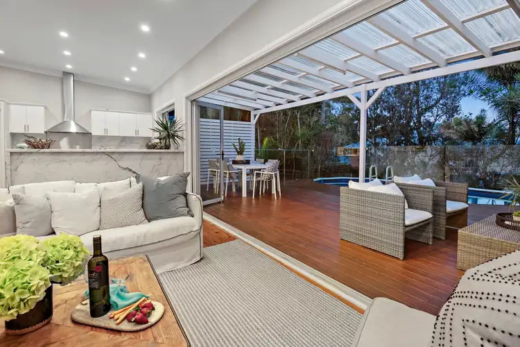 6 Baringa Avenue, Seaforth NSW 2092