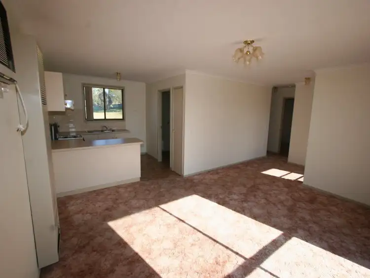 Fifth view of Homely unit listing, 2/18-20 Hoy Street, North Bendigo VIC 3550
