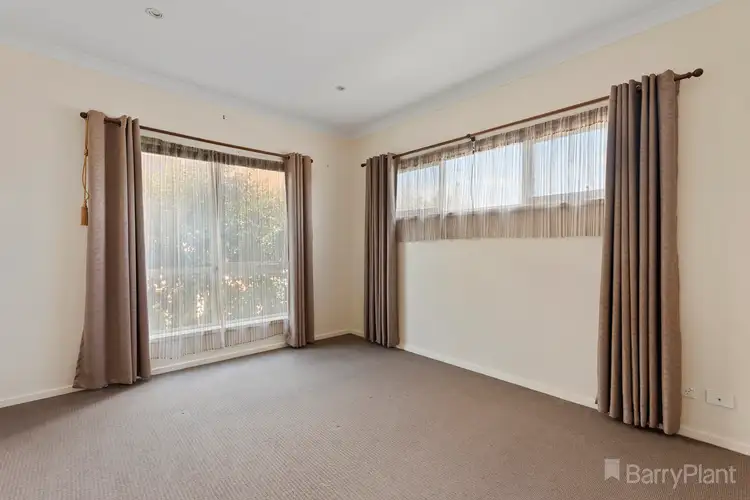 Fifth view of Homely house listing, 26 Weatherby Drive, Strathdale VIC 3550