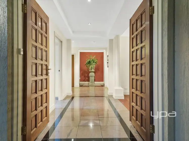 Fourth view of Homely house listing, 18 Pidgeon Court, Sunbury VIC 3429