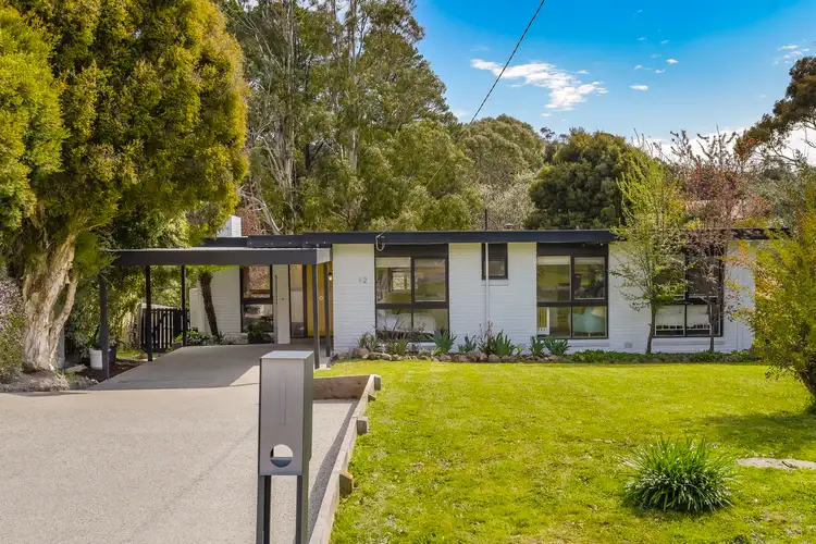 12 Oakley Court, Gisborne VIC 3437