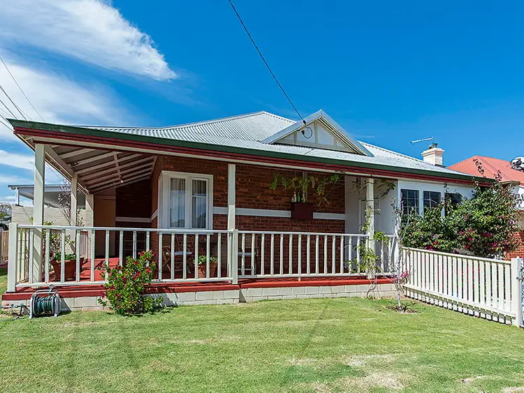 34 Temple Street, Victoria Park WA 6100