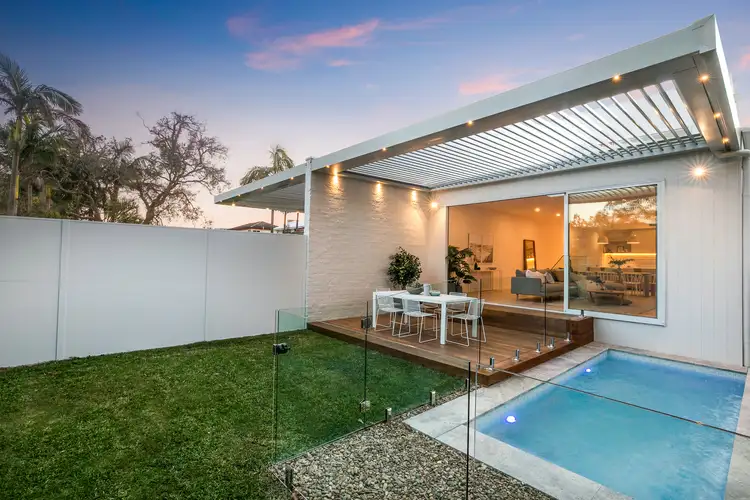 8a Kirkwood Road, Cronulla NSW 2230