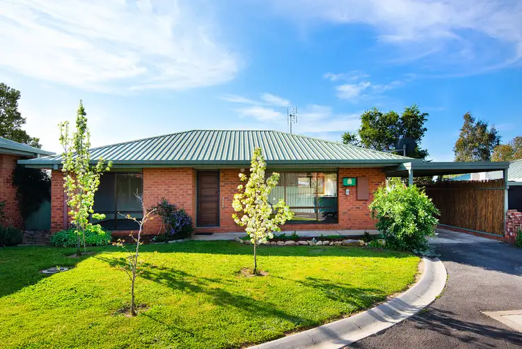 4/19 Adams Street, Castlemaine VIC 3450