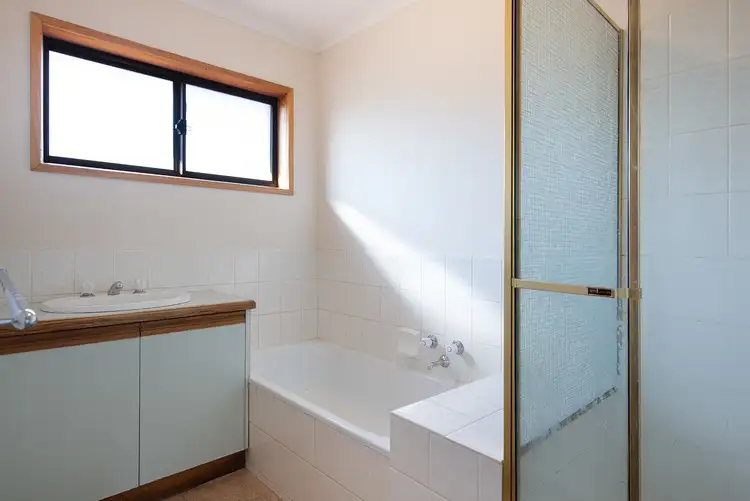 Fifth view of Homely unit listing, 4/19 Adams Street, Castlemaine VIC 3450