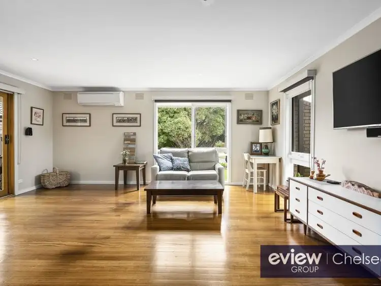 Second view of Homely house listing, 7 Landsdowne Crt, Frankston VIC 3199