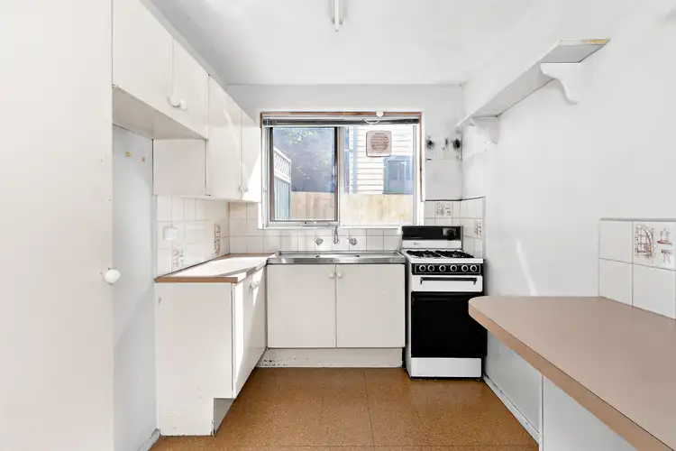 Fourth view of Homely apartment listing, 6/24 Ormond Road, Ascot Vale VIC 3032