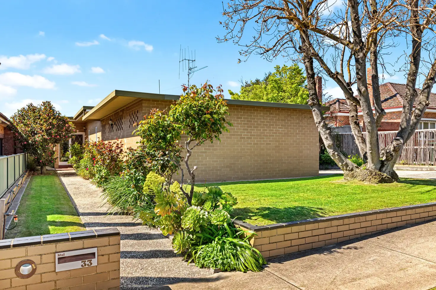Main view of Homely house listing, 33 Ellis Street, Flora Hill VIC 3550