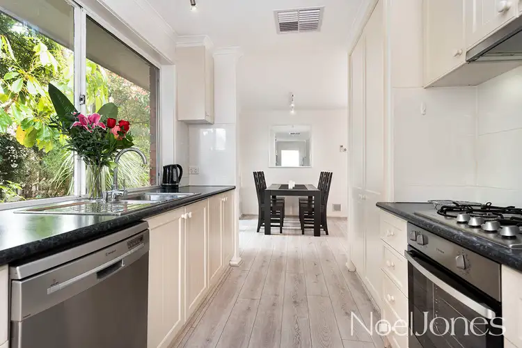 Fourth view of Homely house listing, 10 Hill Court, Warranwood VIC 3134