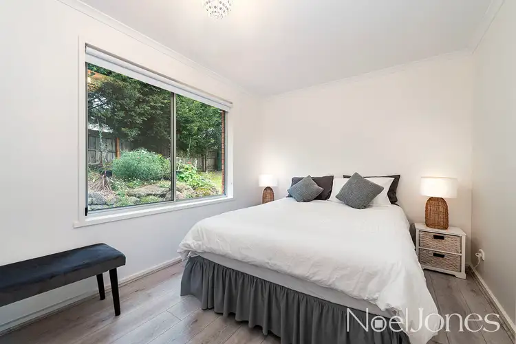 Sixth view of Homely house listing, 10 Hill Court, Warranwood VIC 3134