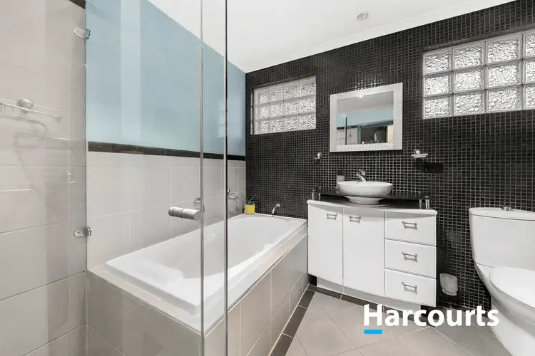 Sixth view of Homely house listing, 10 Corinella Square, Wantirna VIC 3152