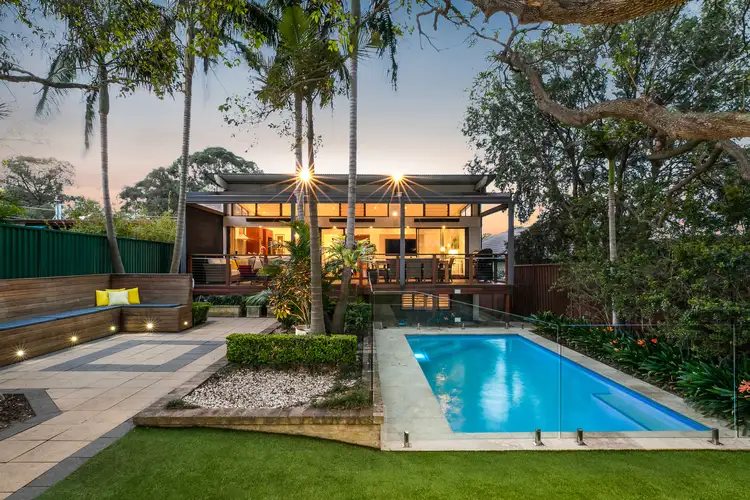 10 Burunda Street, Como NSW 2226