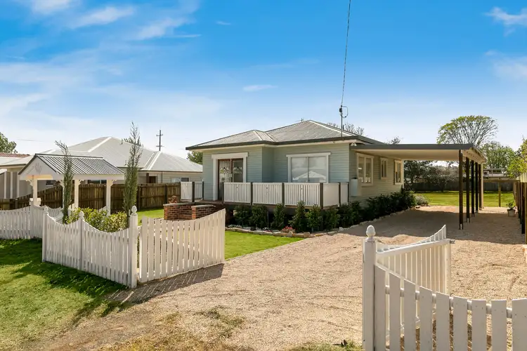 2 Merritt Street, Harristown QLD 4350
