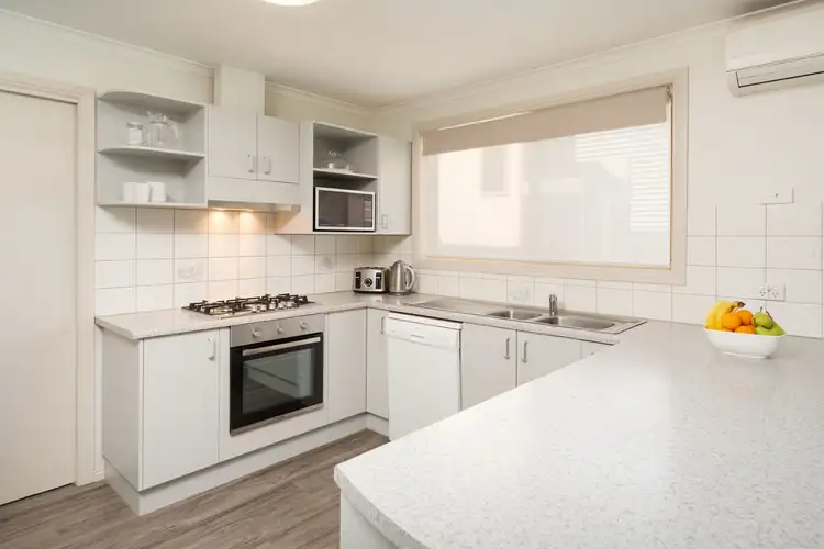 Second view of Homely house listing, 20 Maxwell Drive, Wodonga VIC 3690