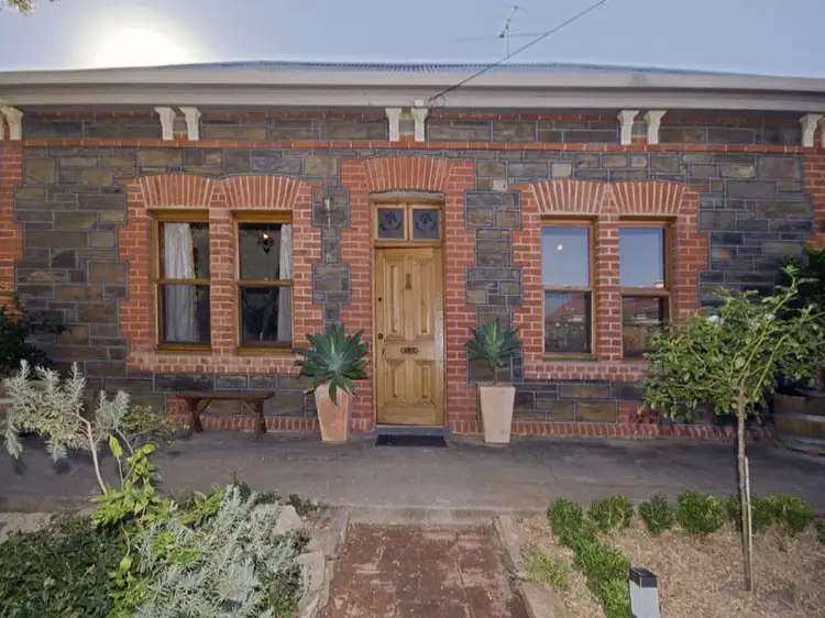 2 Avenue Road, Prospect SA 5082