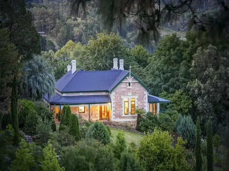54 Burdetts Road, Basket Range SA 5138