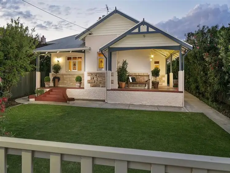 56 Seventh Avenue, St Peters SA 5069