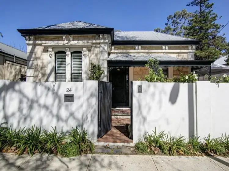 24 Harrow Road, College Park SA 5069