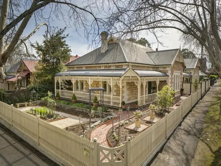 31 Harrow Road, St Peters SA 5069