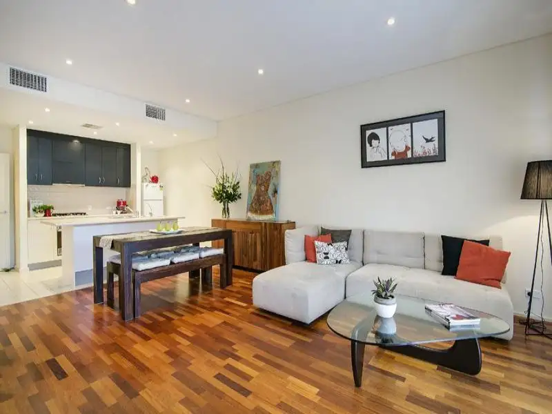 Main view of Homely house listing, 2/211-219 Gilles Street, Adelaide SA 5000