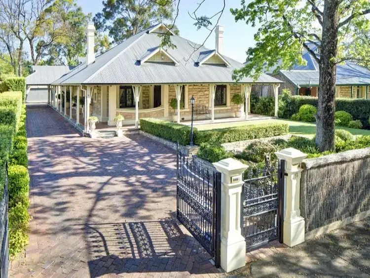 9 Valmai Avenue, Kings Park SA 5034