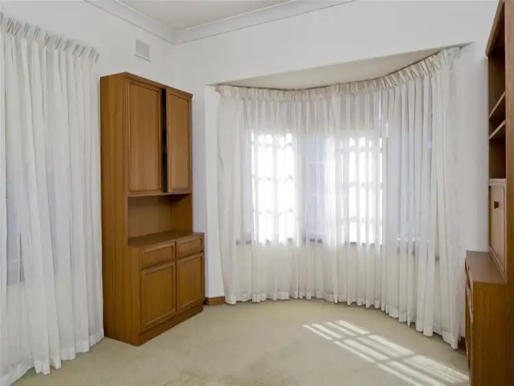 Fifth view of Homely house listing, 1 Glenfield Court, Medindie SA 5081