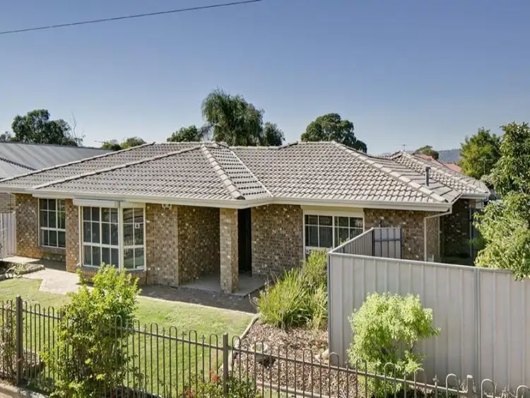Main view of Homely unit listing, 1/11 Renown Avenue, Clovelly Park SA 5042