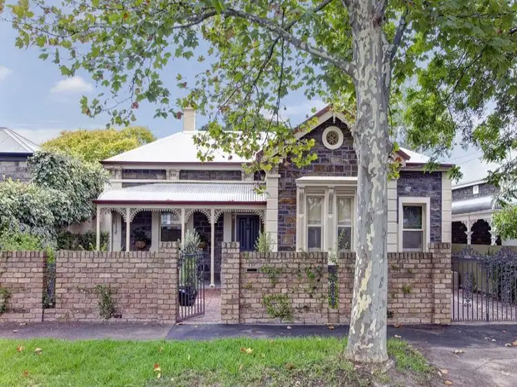 70 Fourth Avenue, St Peters SA 5069