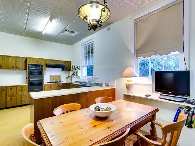 2 Church Road, Mitcham SA 5062