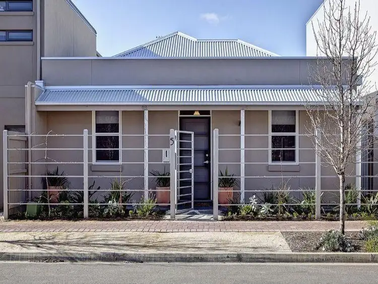 5 Hull Street, Brompton SA 5007