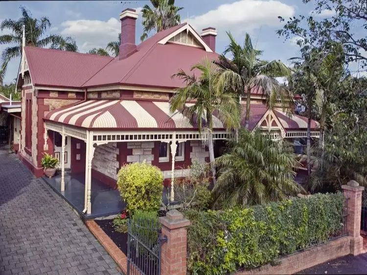 27 Daphne Street, Prospect SA 5082