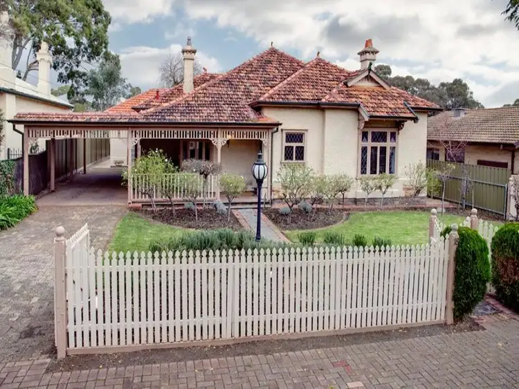 18 Godfrey Terrace, Leabrook SA 5068