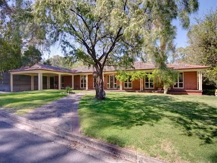 16 Ilfracombe Drive, Wattle Park SA 5066