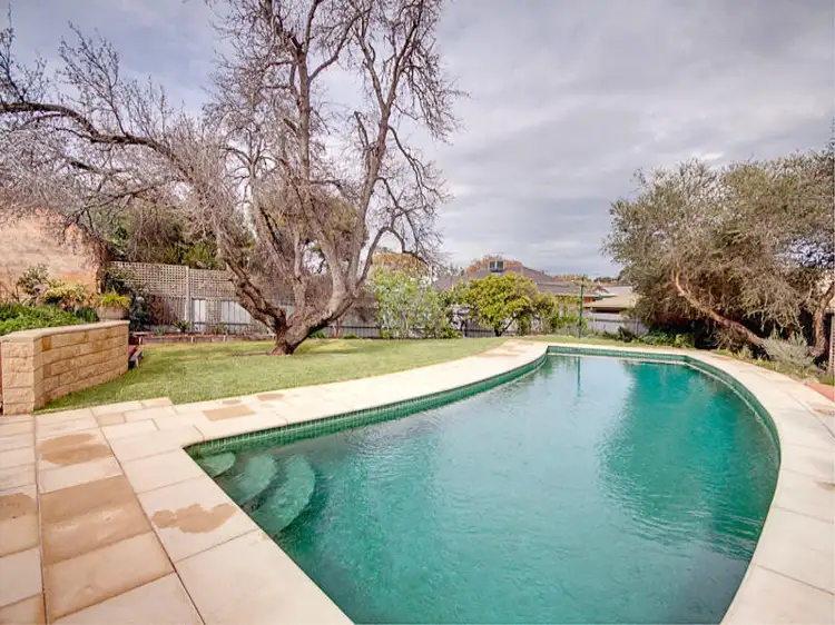 4 Graham Place, Prospect SA 5082