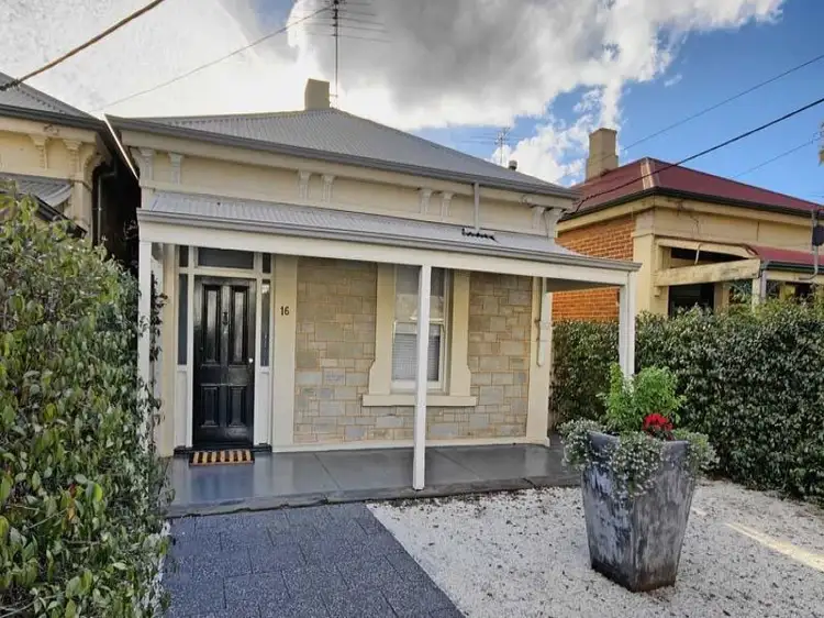 16 Sixth Avenue, St Peters SA 5069